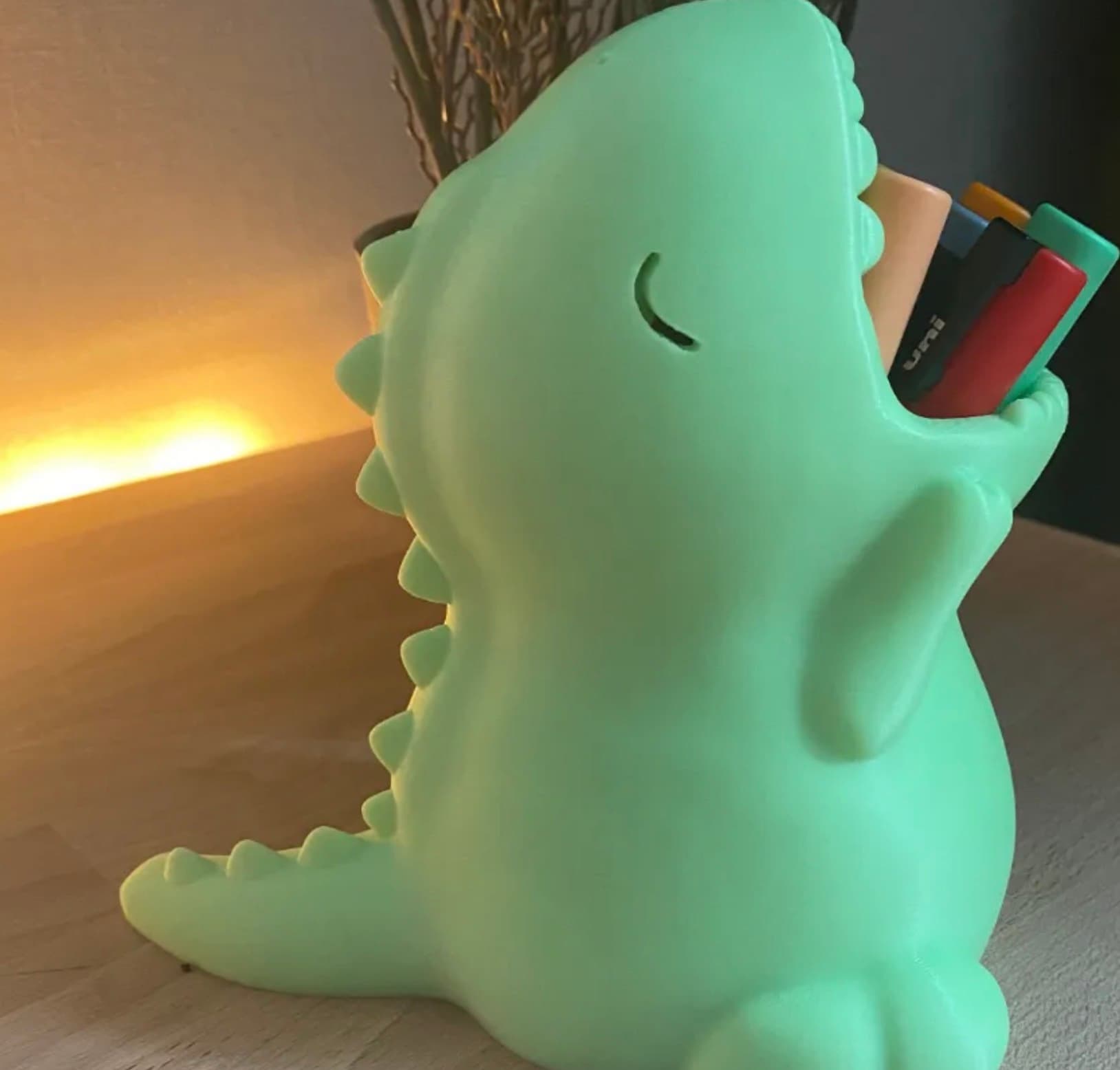Dinosaur pen holder